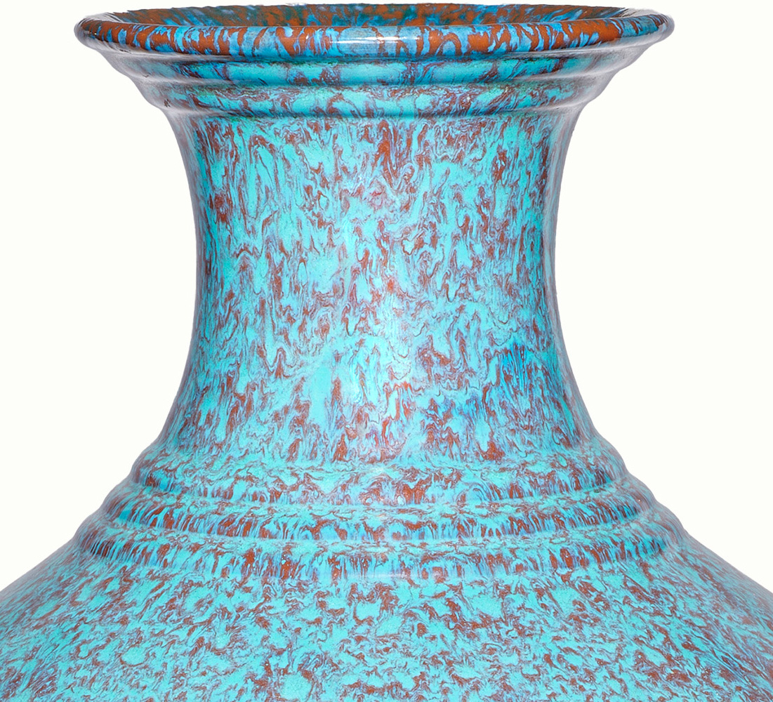 Detail of vase neck.