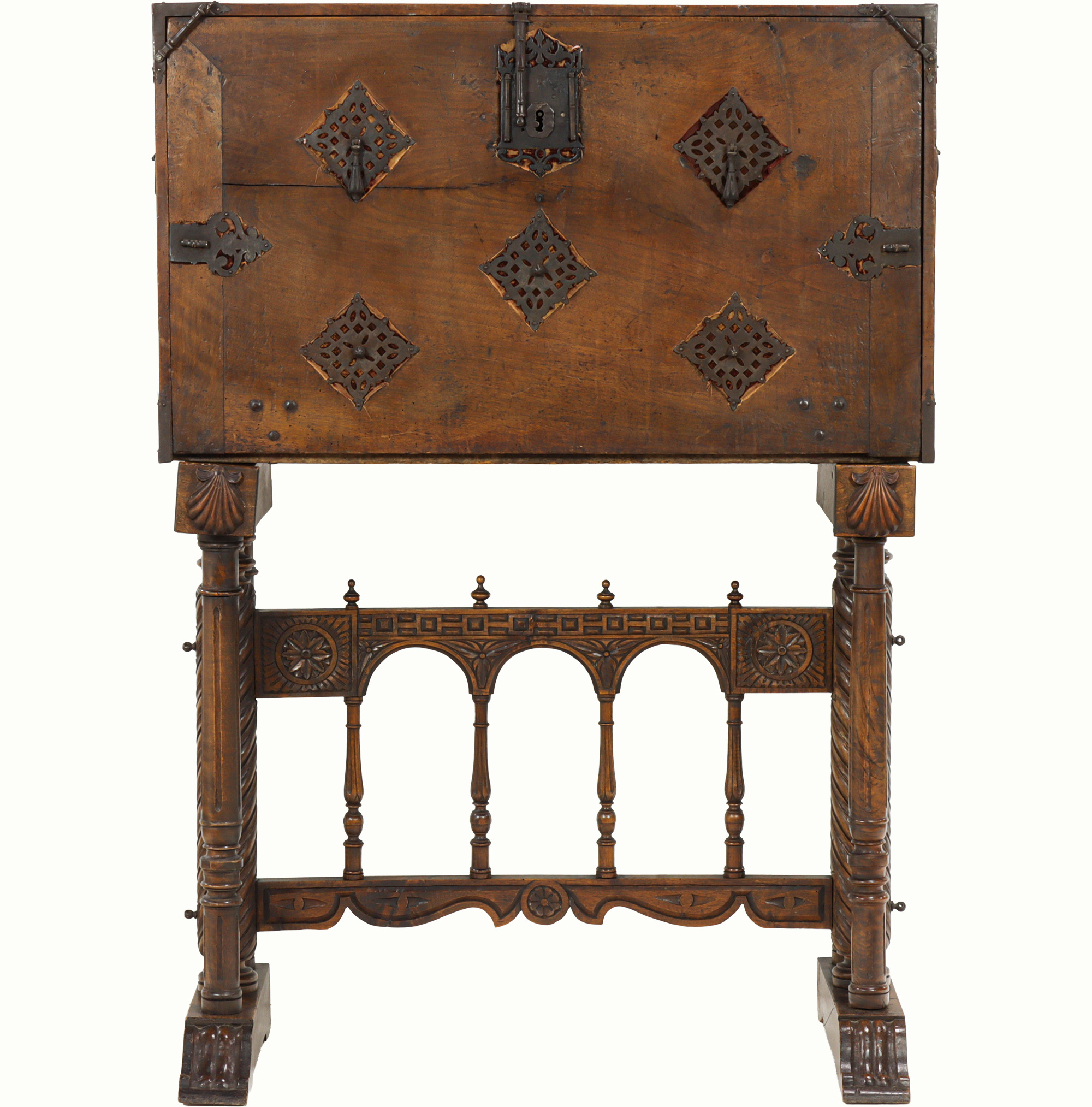 A Spanish Vargueño circa 1820. Estimate: $1,000–$1,500